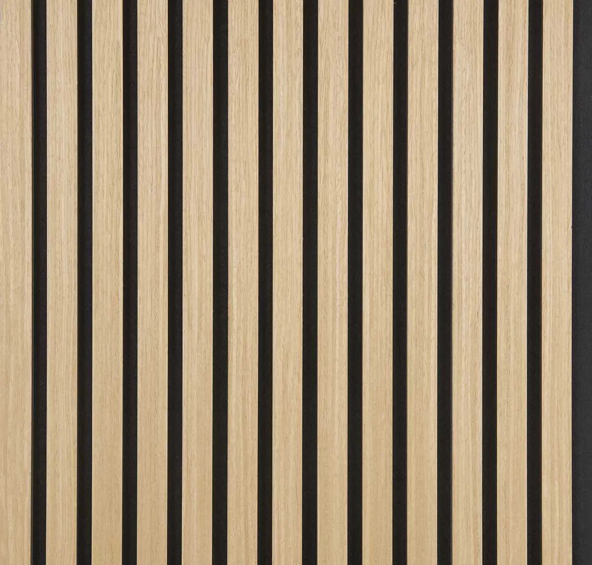 NordLyd™ Premium Acoustic Slat Panel — Natural Oak (2,7 x 1,10 m)